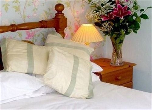 The Highdown Inn Totland Exteriör bild