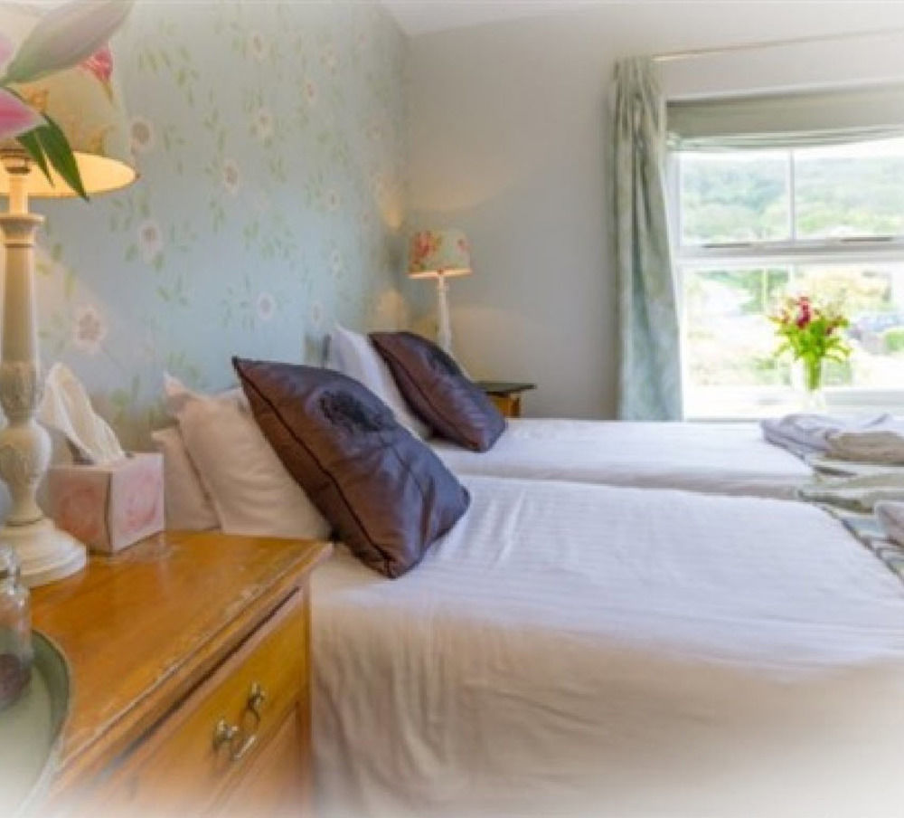 The Highdown Inn Totland Exteriör bild